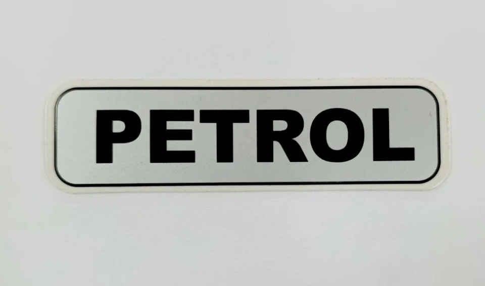 Наклейка вінілова PETROL (9.5х2.5 см) срібло/чорний