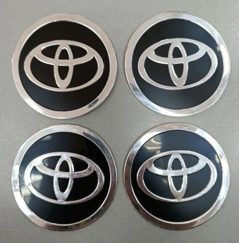 3D Наклейка алюмінієва на ковпаки TOYOTA чорна (діам. 90 мм) комплект 4 шт.