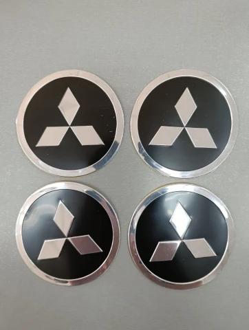 3D Наклейка алюмінієва на ковпаки MITSUBISHI чорна (діам. 90 мм) комплект 4 шт.