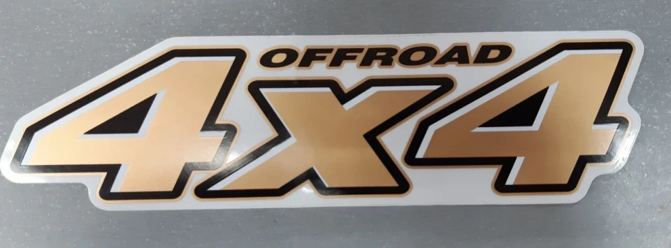 Наклейка вінілова 4х4 off road (20х5см) чорний/мідний