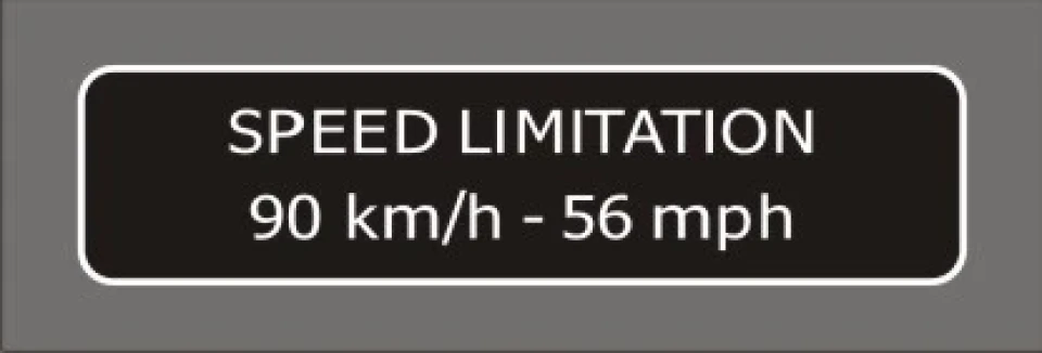 Наклейка вінілова внутрішня SPEED LIMITATION 90 km/h - 56 mph (12,5х3см) чорний-білий