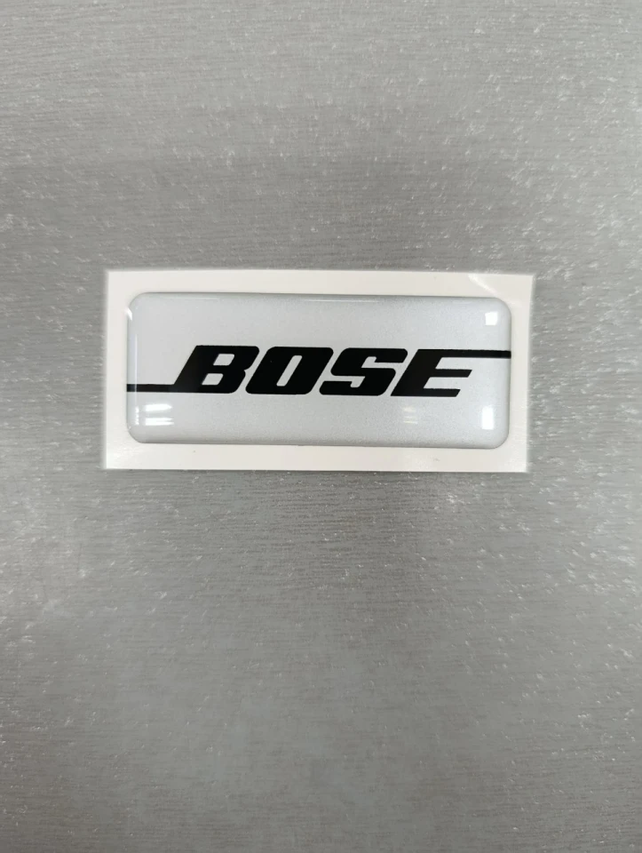 3D Наклейка силіконова Bose 5.6х2.2 см сріблясто-чорна