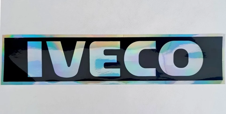 Наклейка виниловая IVECO голография (35х8 см) черная